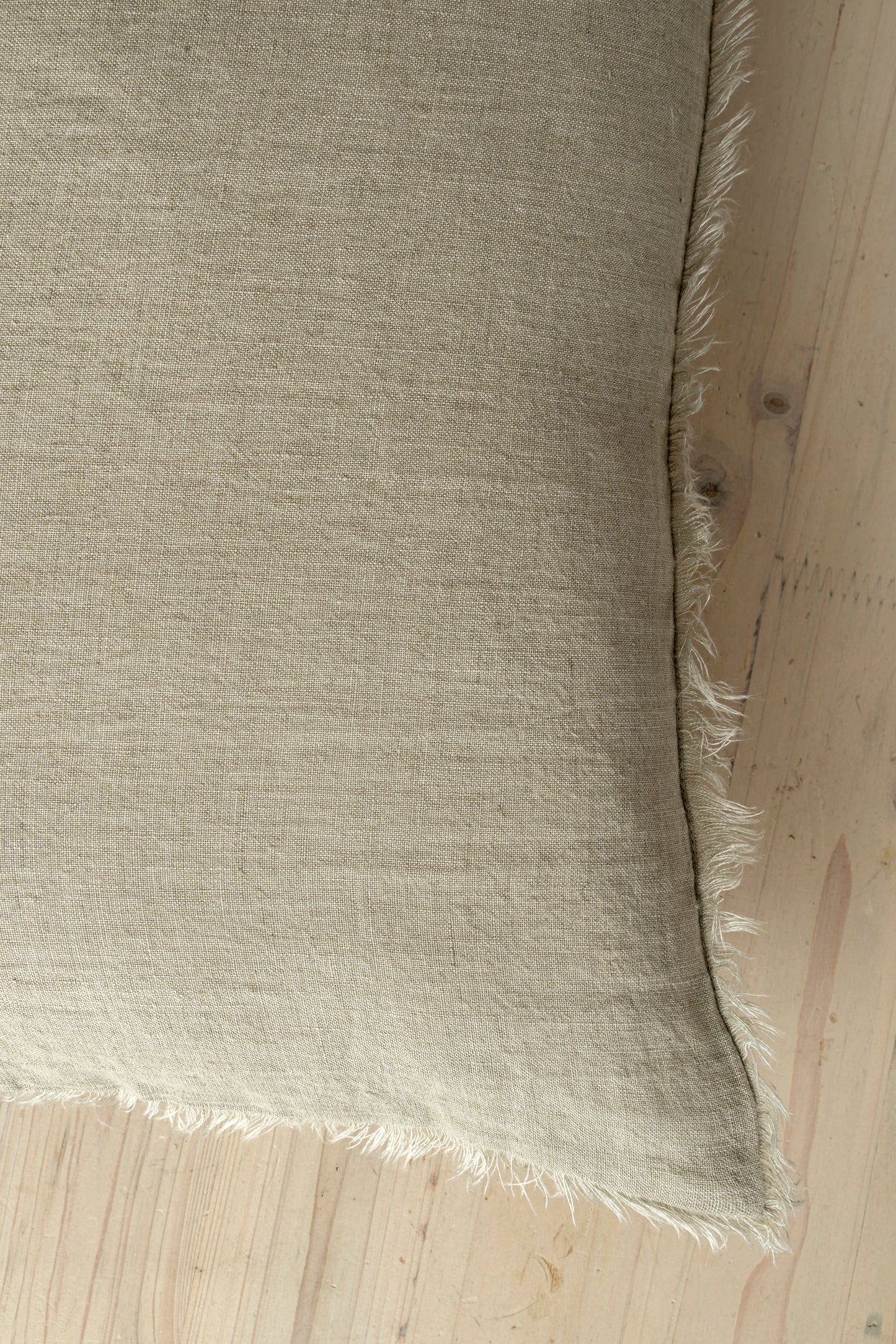 Lina Linen Pillow