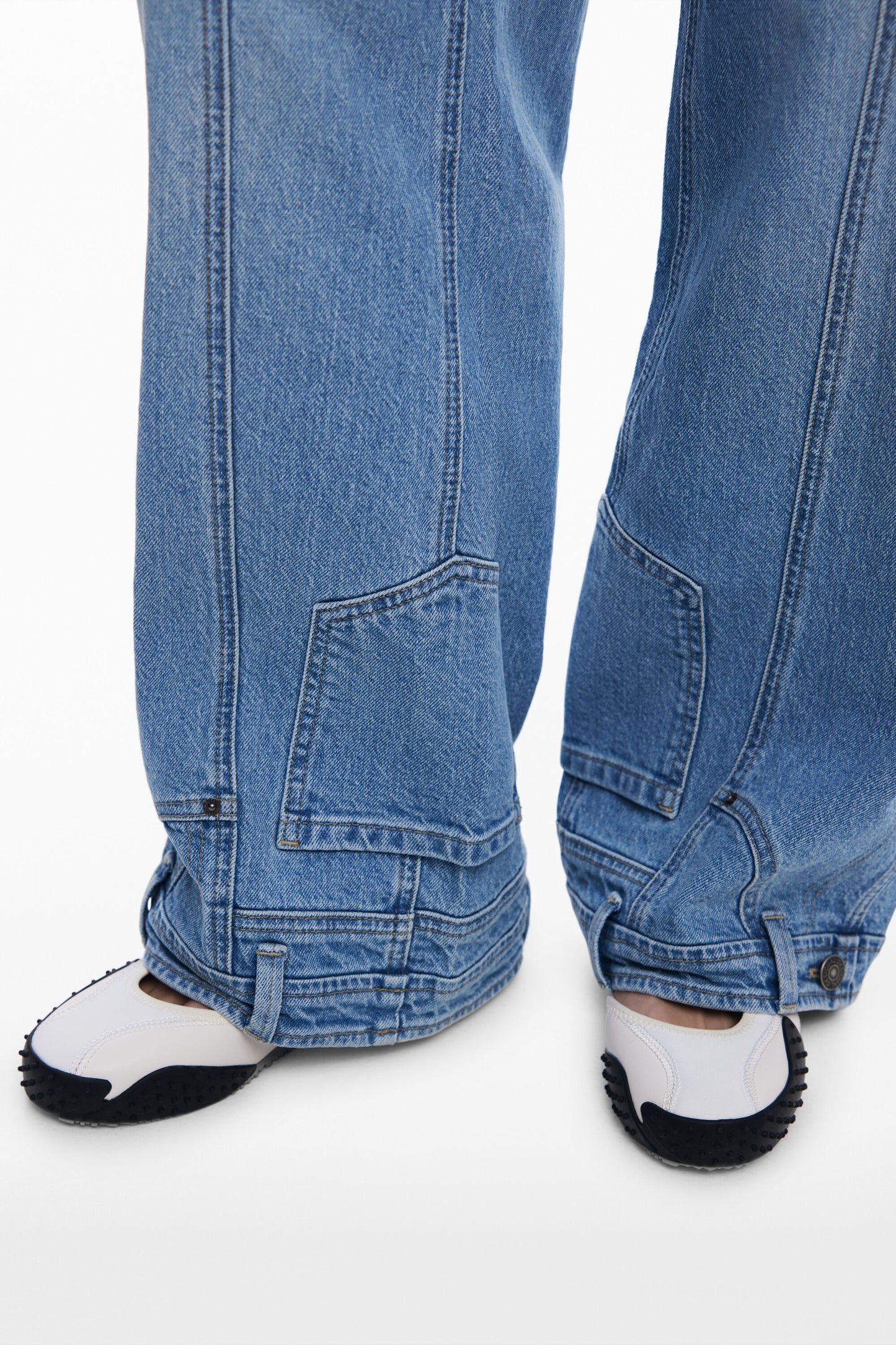 Jeans w/Inverted Effect