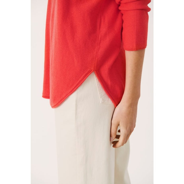 Iliviasa Pullover