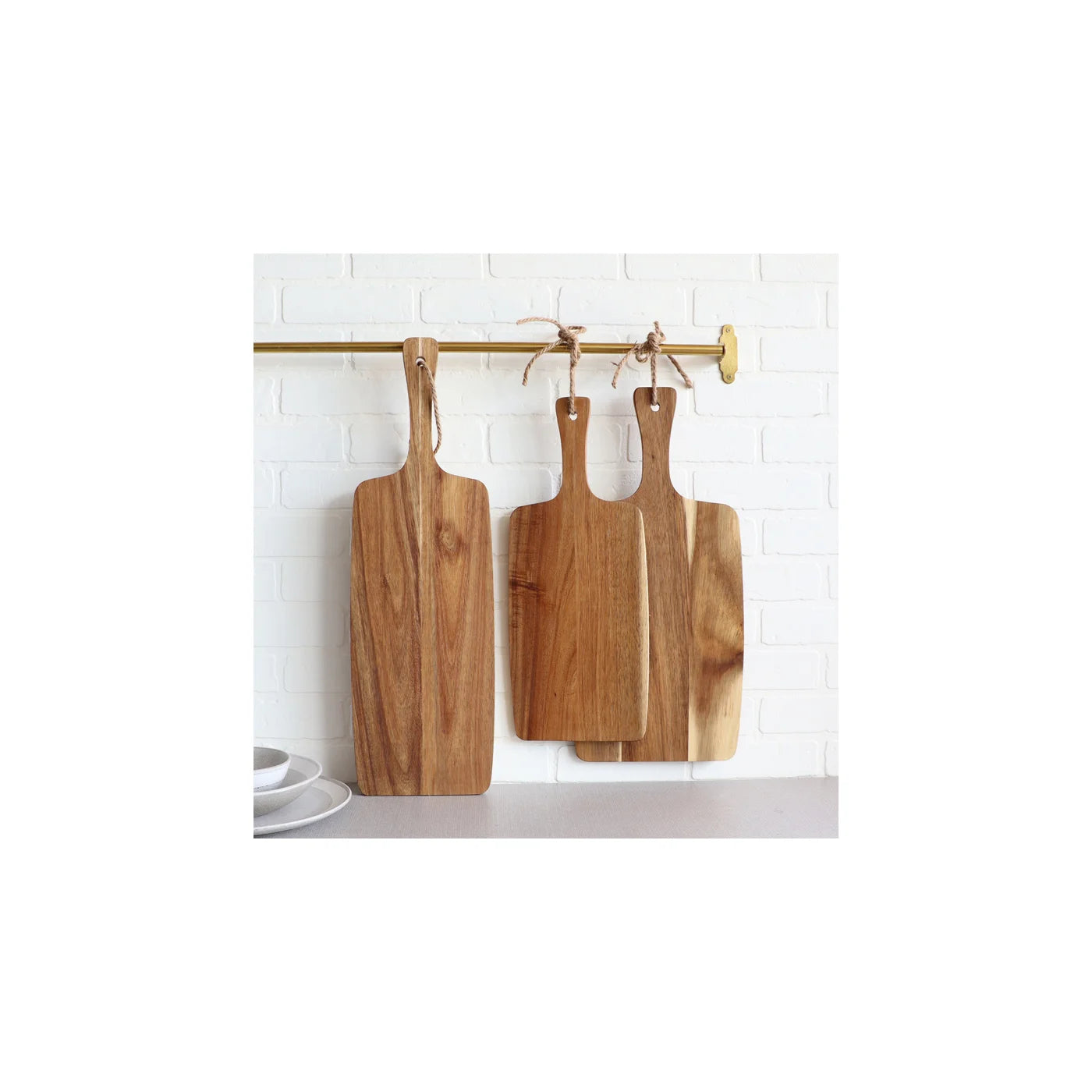 Logan Wood Charcuterie Board w/Handle - 26"