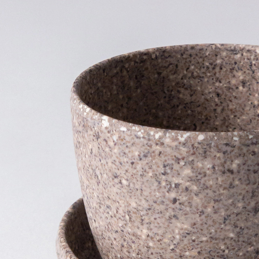 Nut Husk Planter - 3"