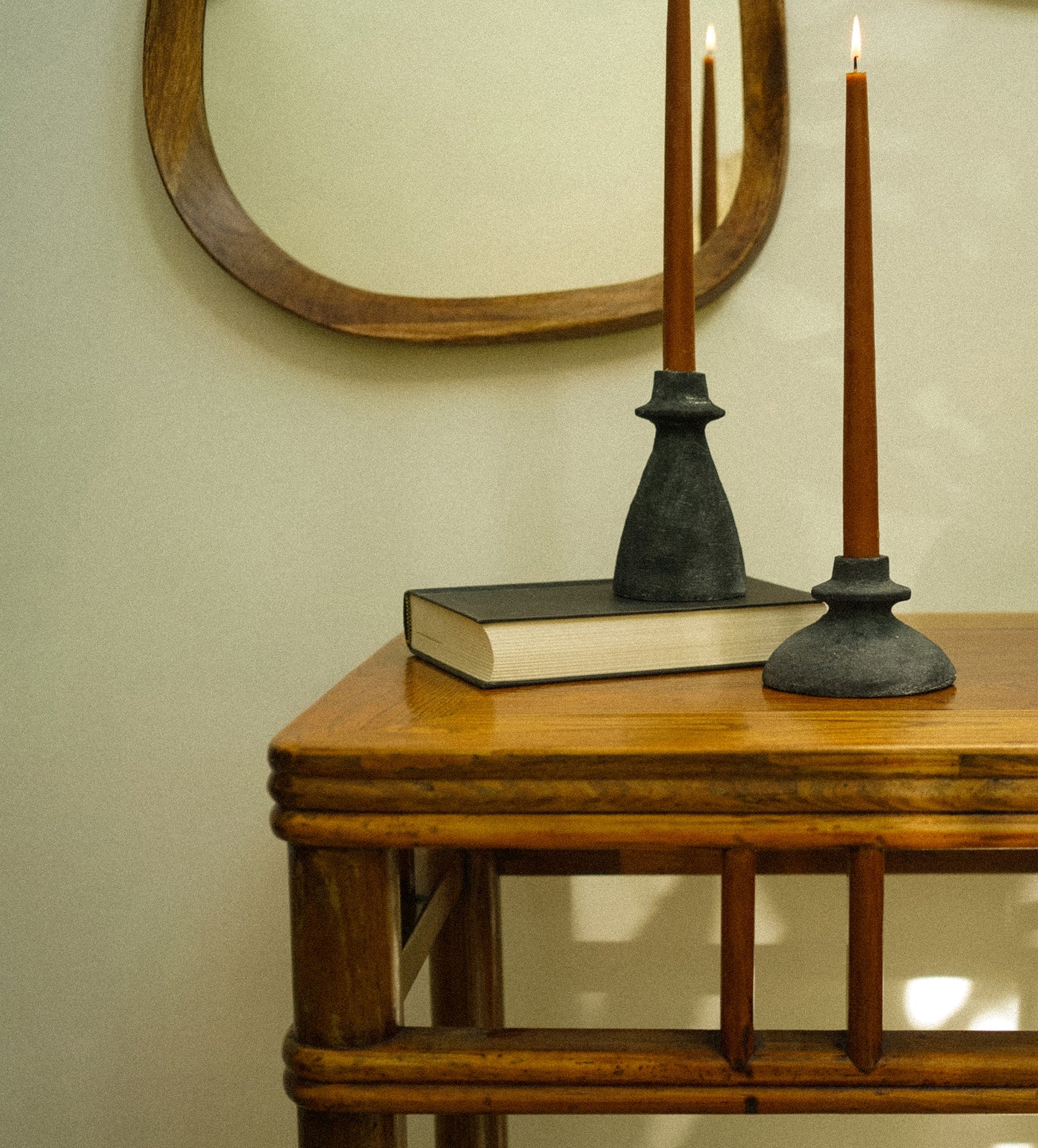 Arta Black Candleholder