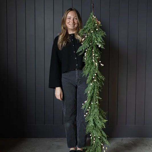 White Plum Norfolk Garland