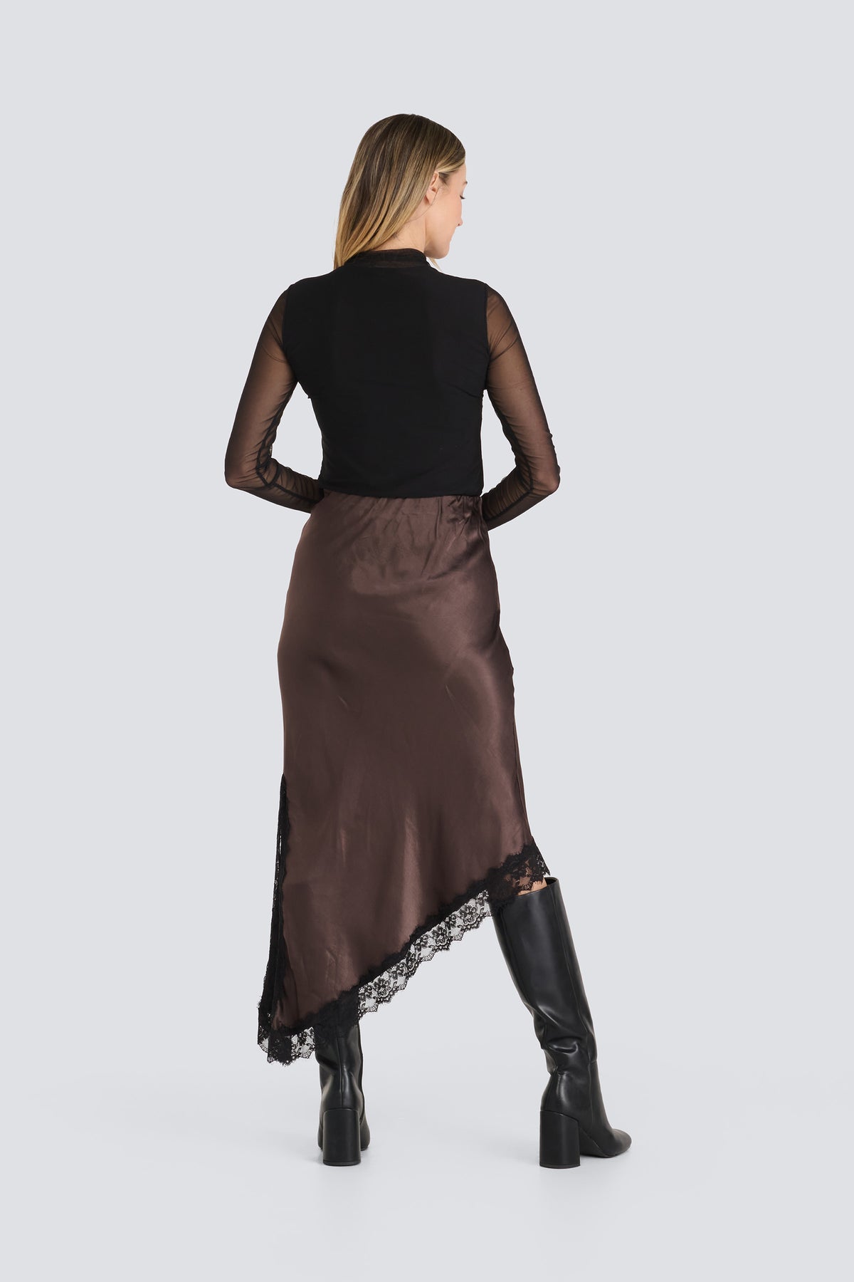 Diagonal Skirt with Lace