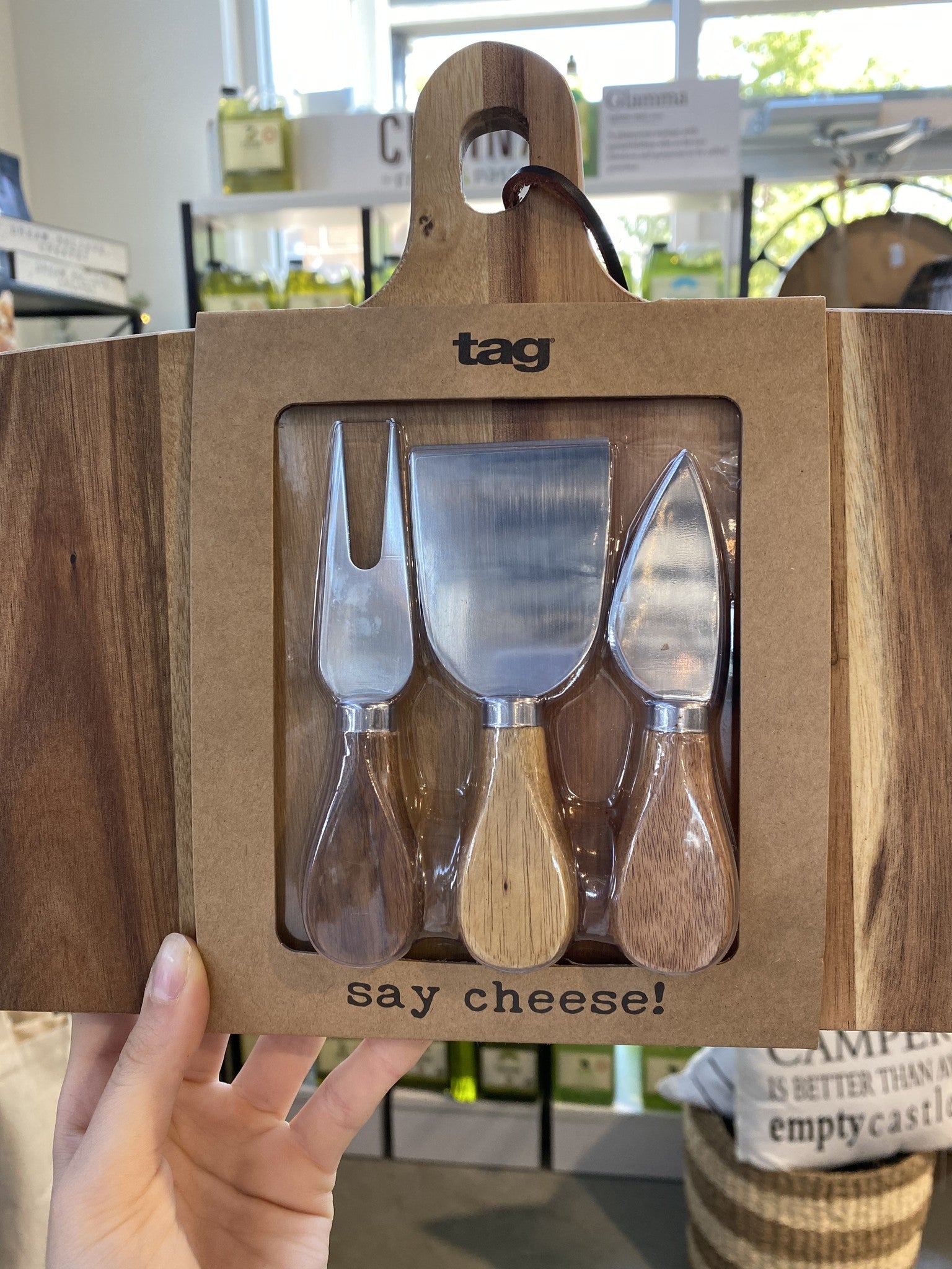 acacia-board-cheese-knife-set