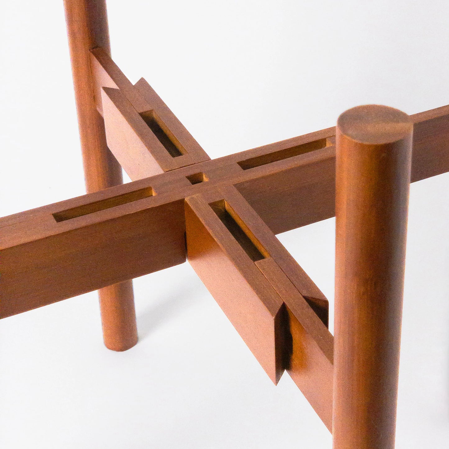 Dark Brown Adjustable Plant Stand - 8-12"