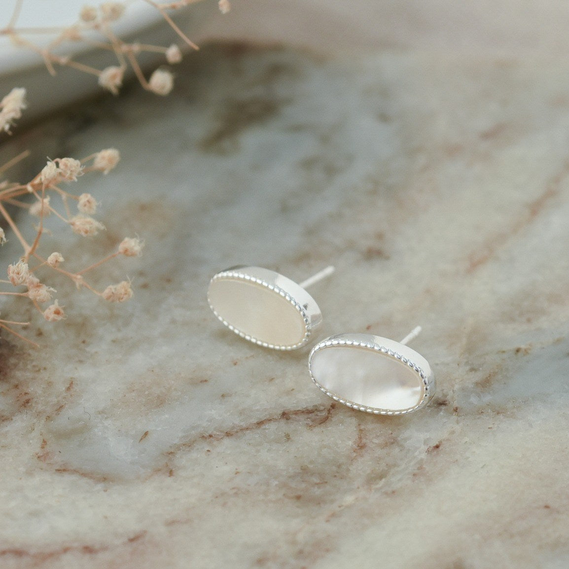 Agnes Studs