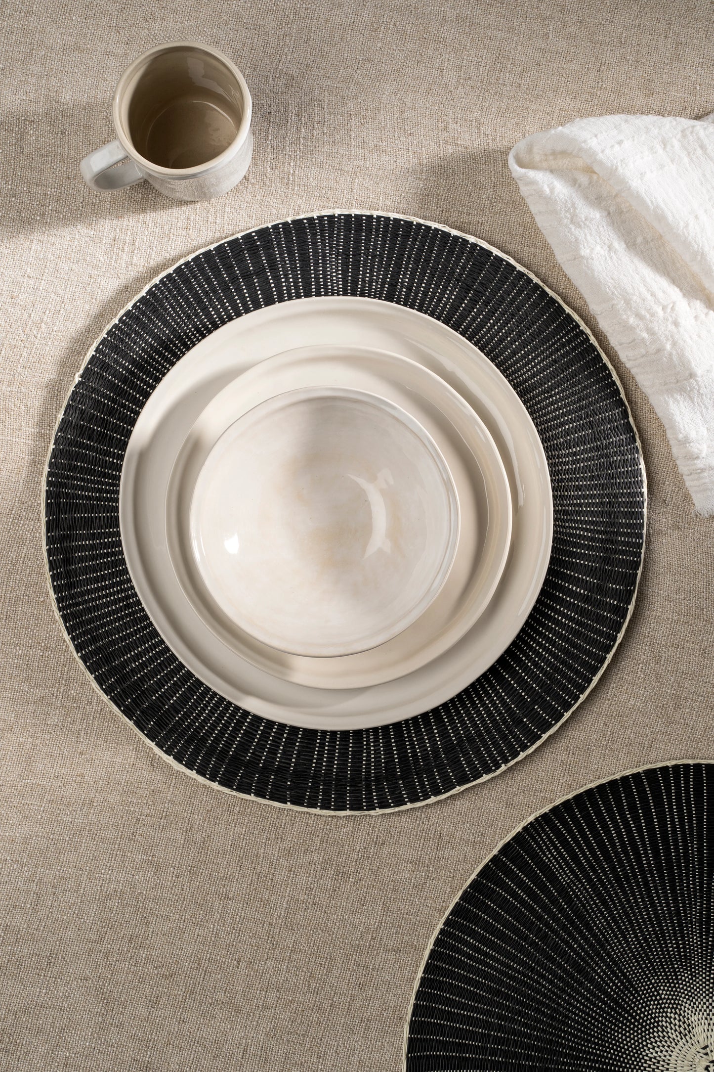 Willa Woven Placemat - Black