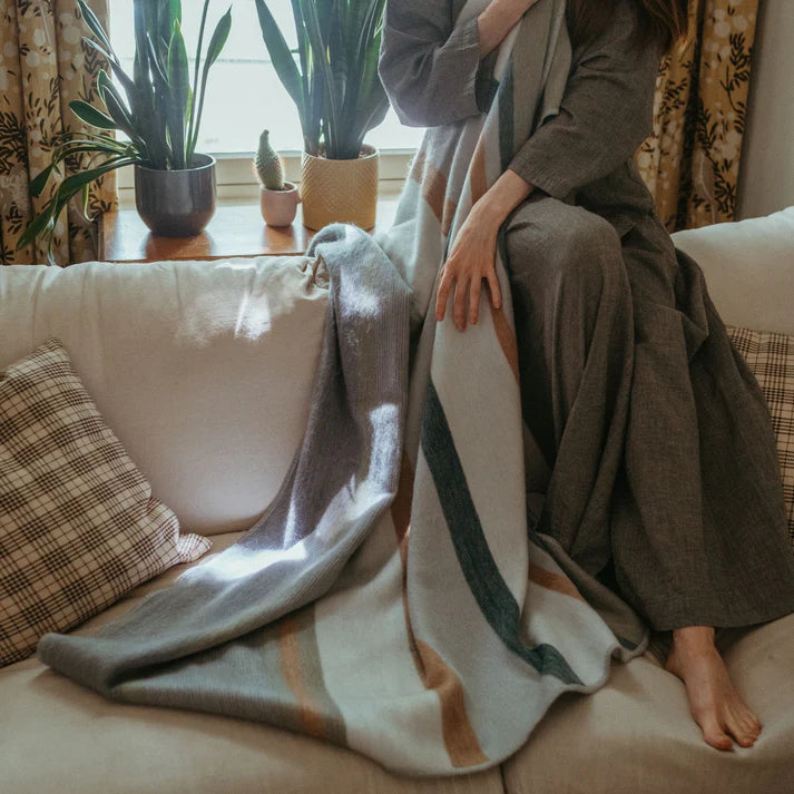 Alpaca Throw