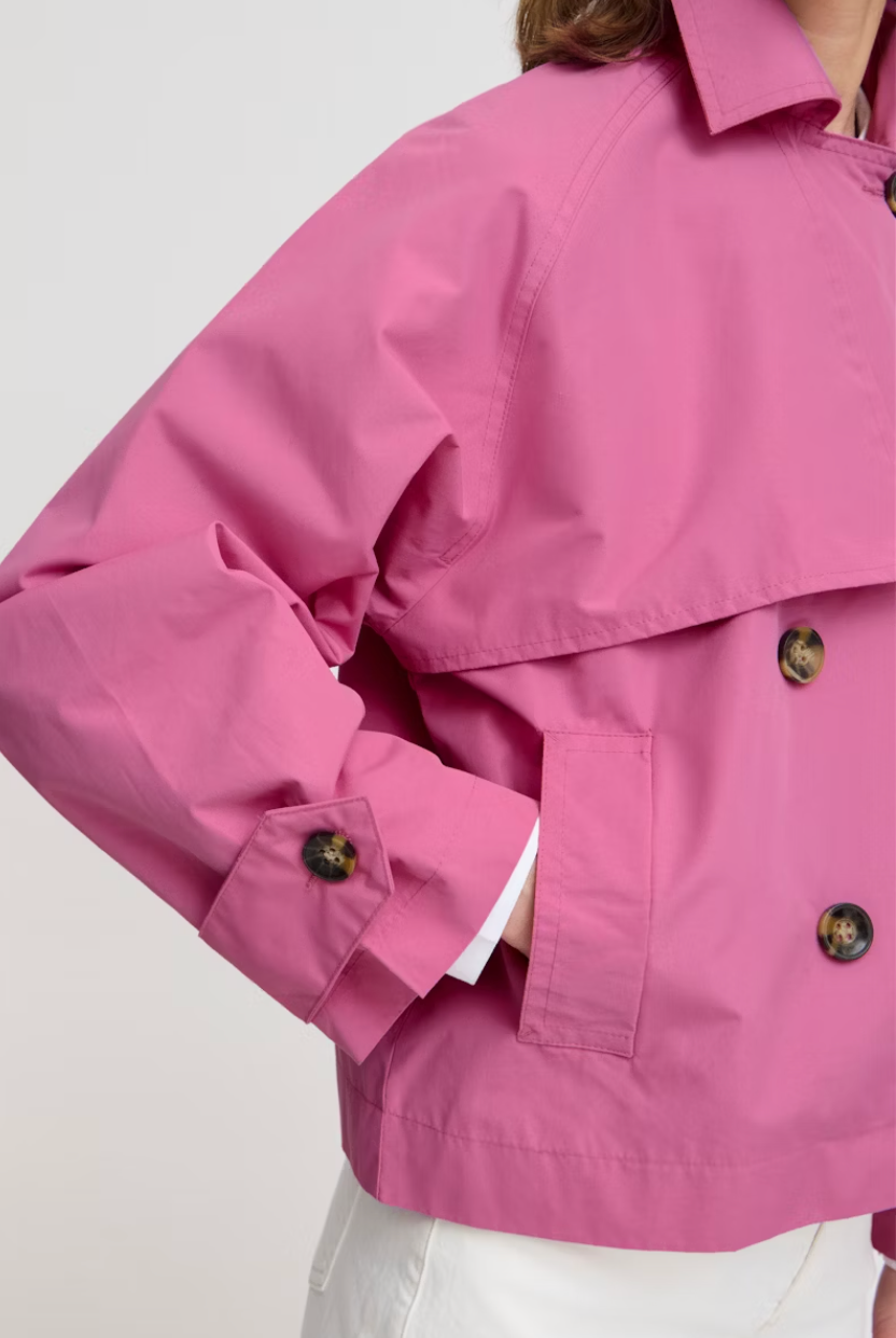 Calea Short Trench
