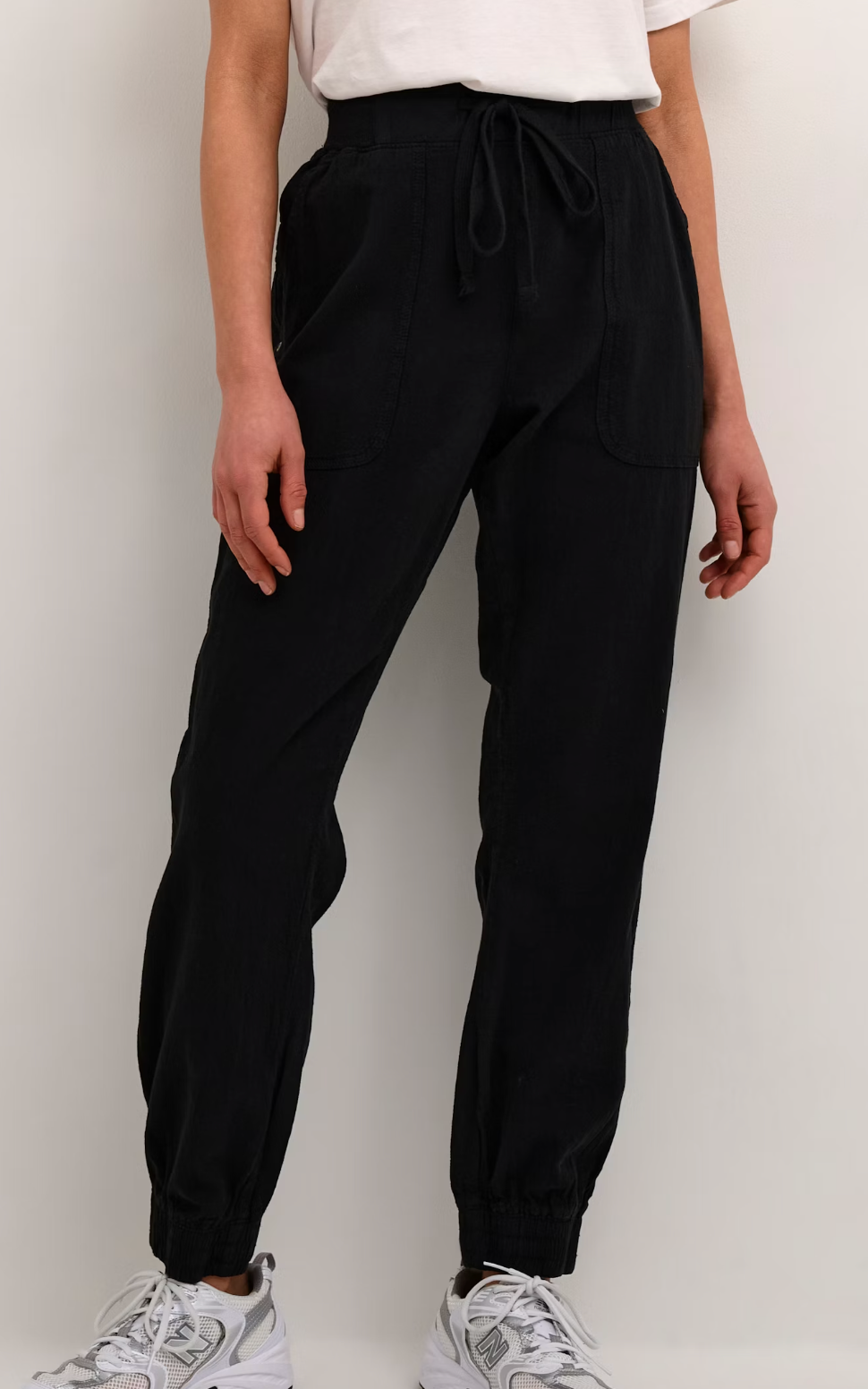 Naya Jogger