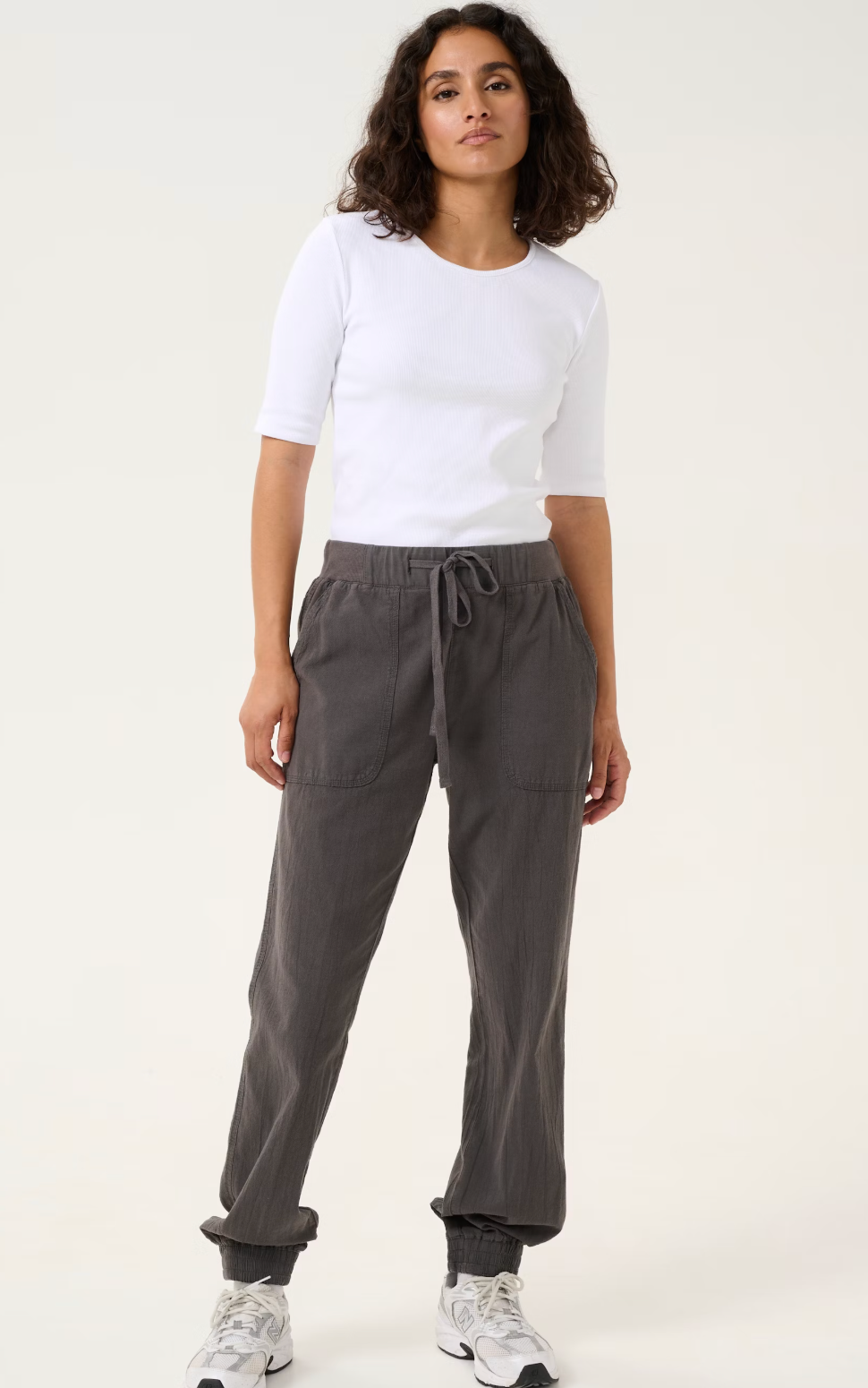 Naya Jogger