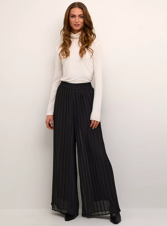 Nikka Pleated Pants