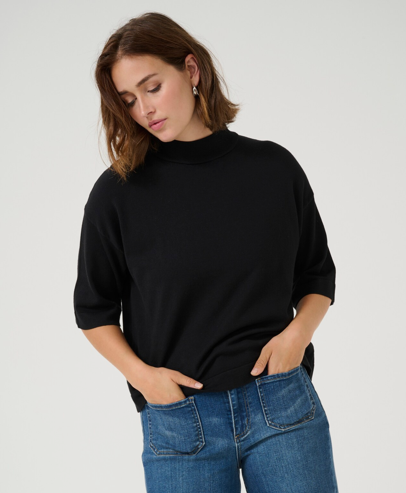 Lizza Mockneck