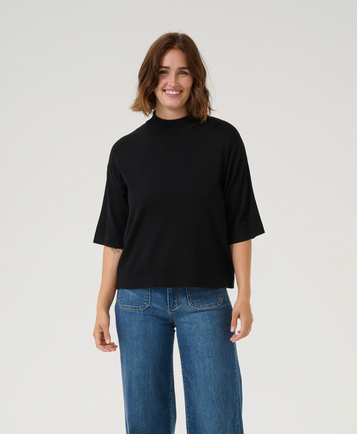 Lizza Mockneck