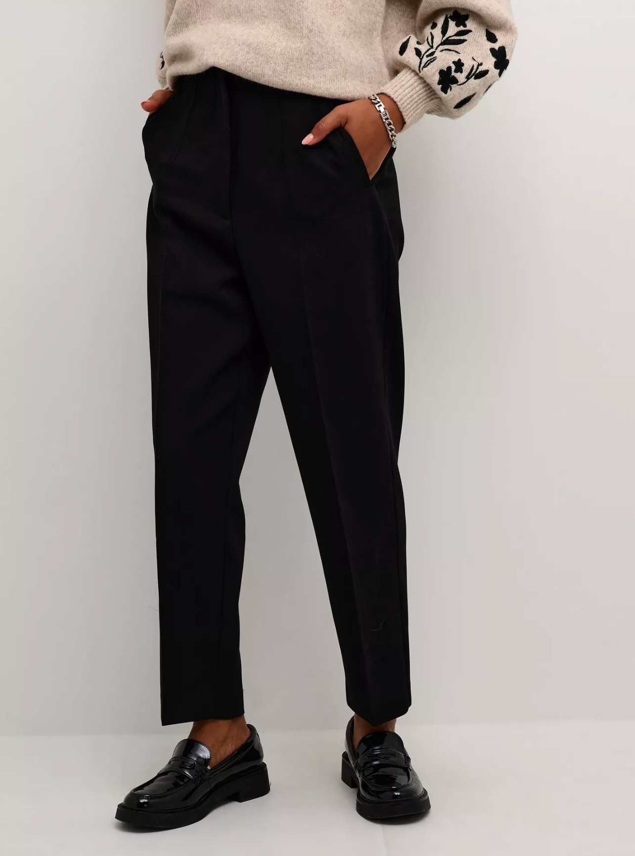 Hella Pants