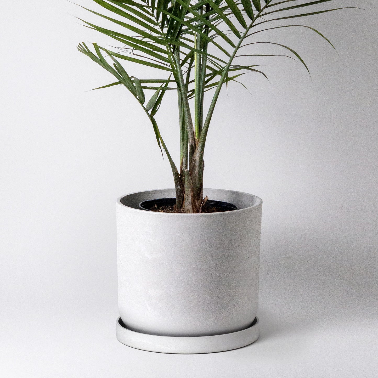 White Stone Planter w/Saucer - 16"