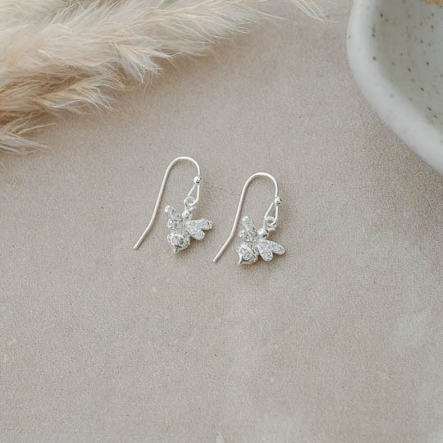 bee-yourself-earrings-silver