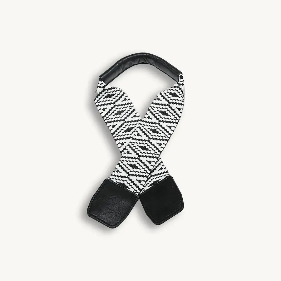 aztec-tote-guitar-strap-black