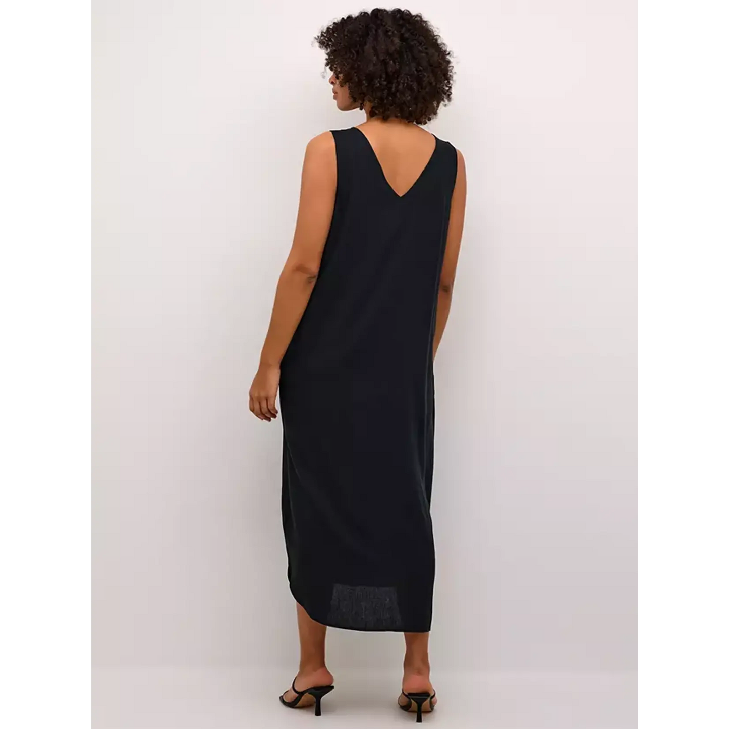 Milia Sleeveless Dress