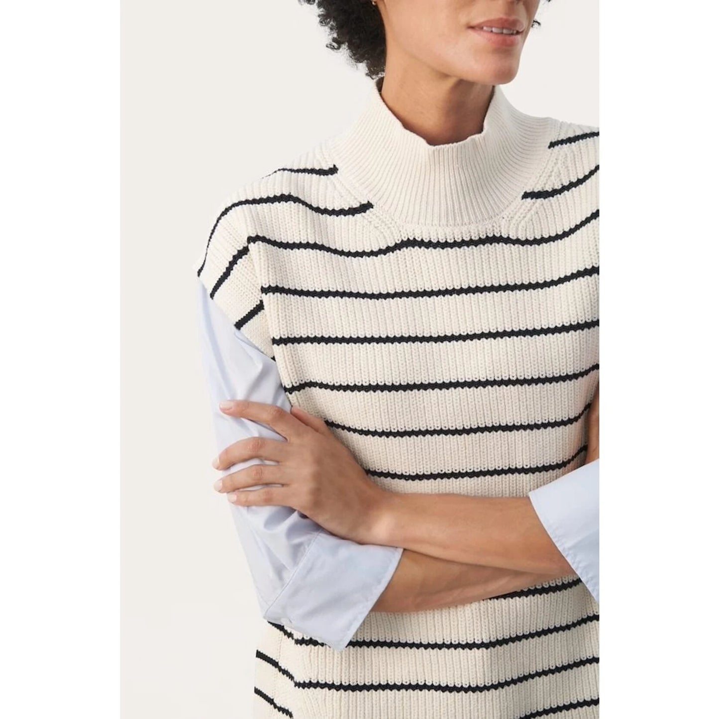 Eisley Pullover