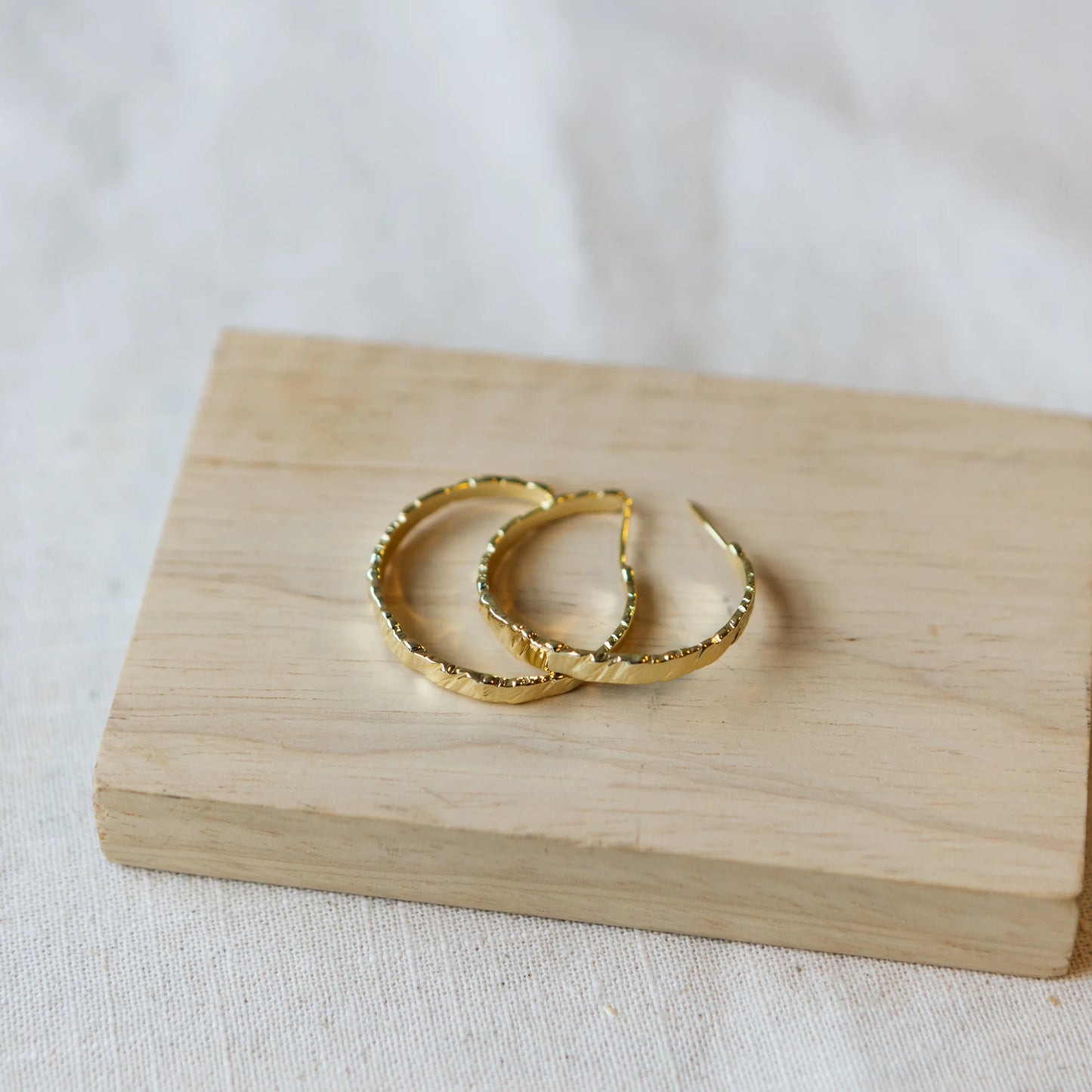 Reverie Hoops