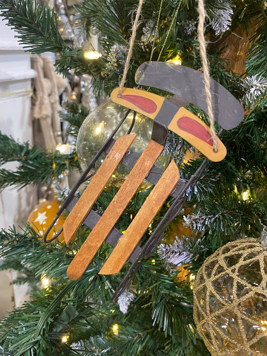 5.5" Brown Metal Sled