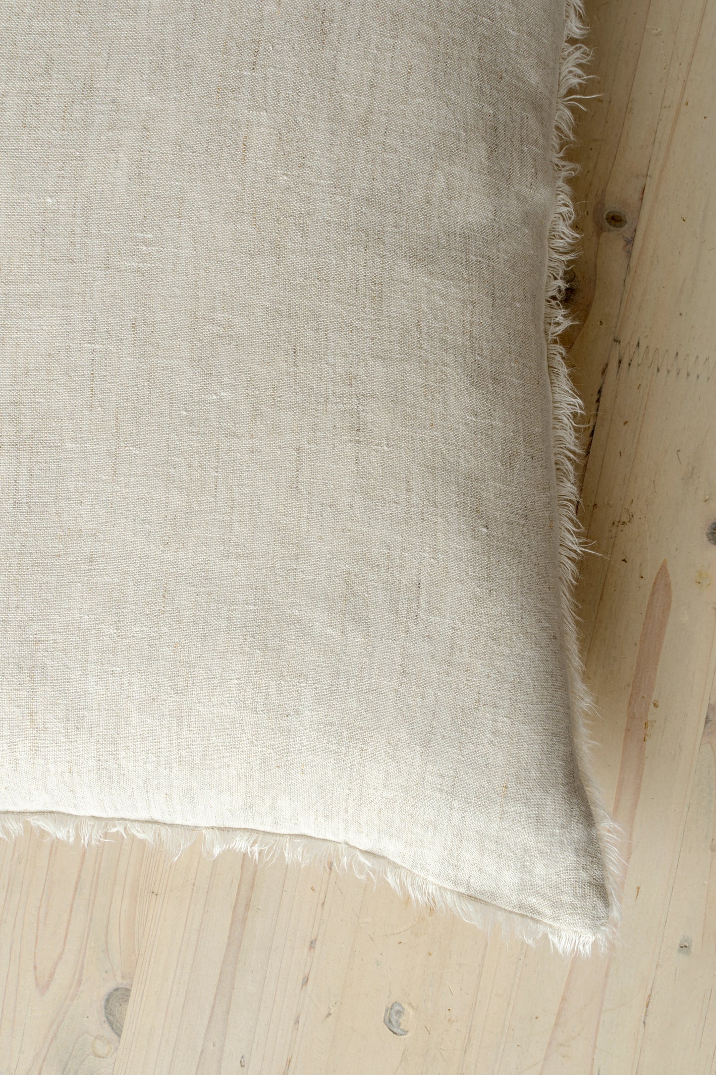 Lina Linen Pillow