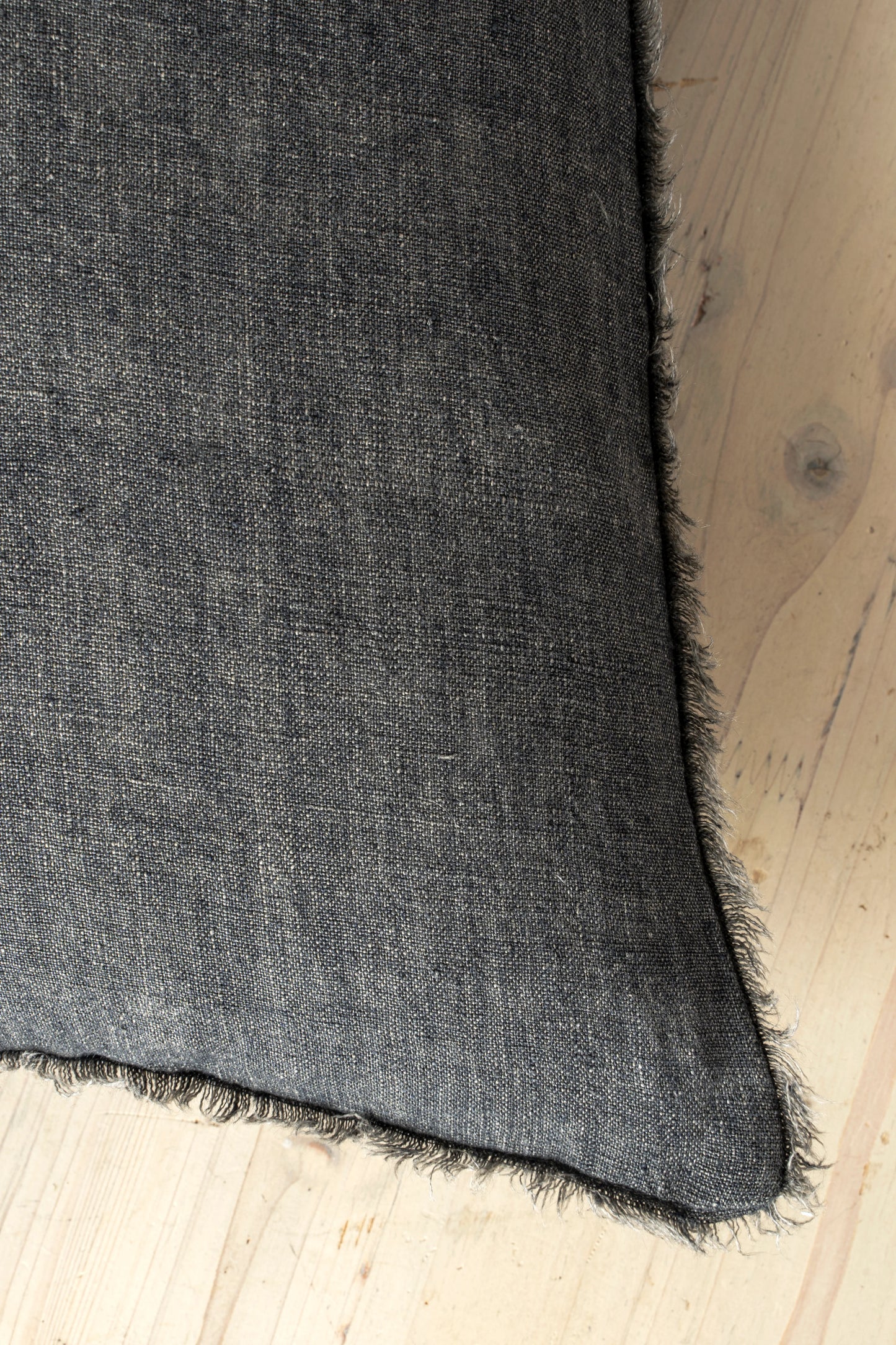 Lina Linen Pillow