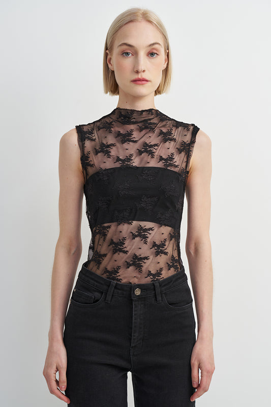 Lace Sleeveless Top