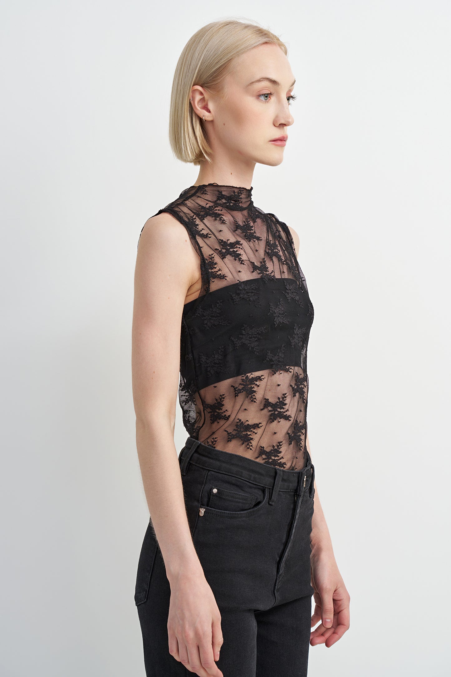 Lace Sleeveless Top