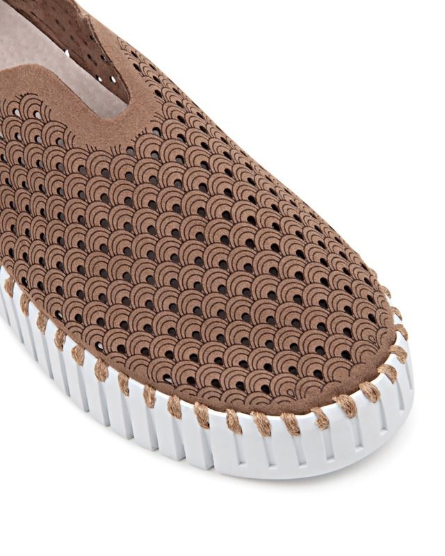 Platform Tulip Shoe