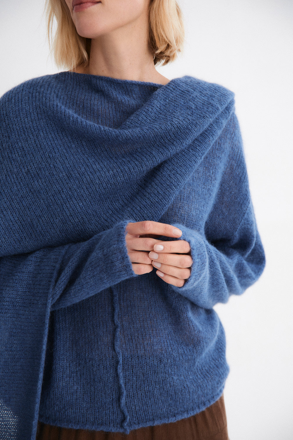 Lumen V Neck Sweater