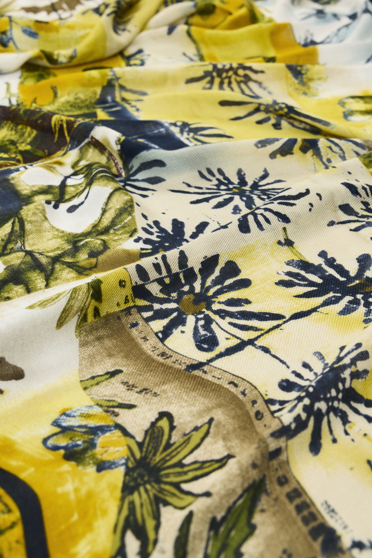 Printed Floral Scarf