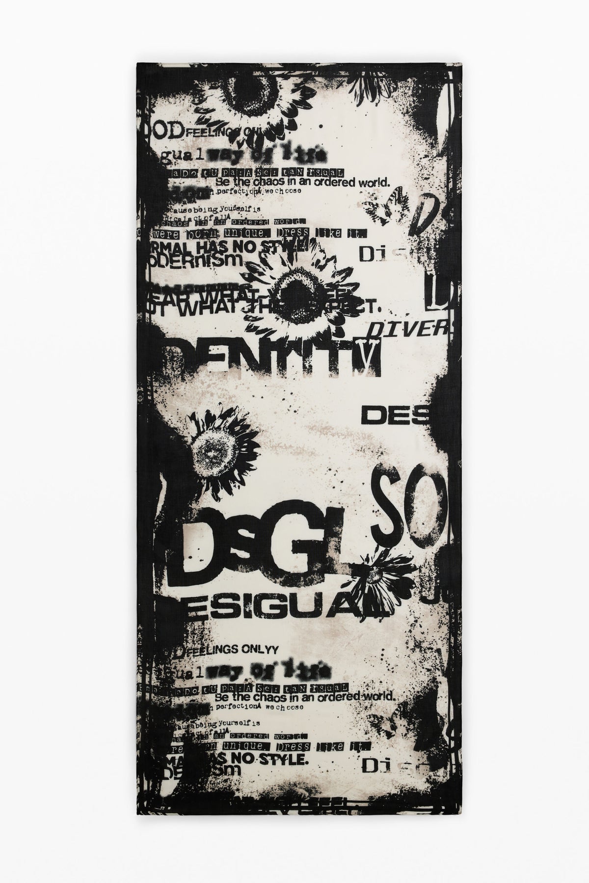 Scarf w/Letters