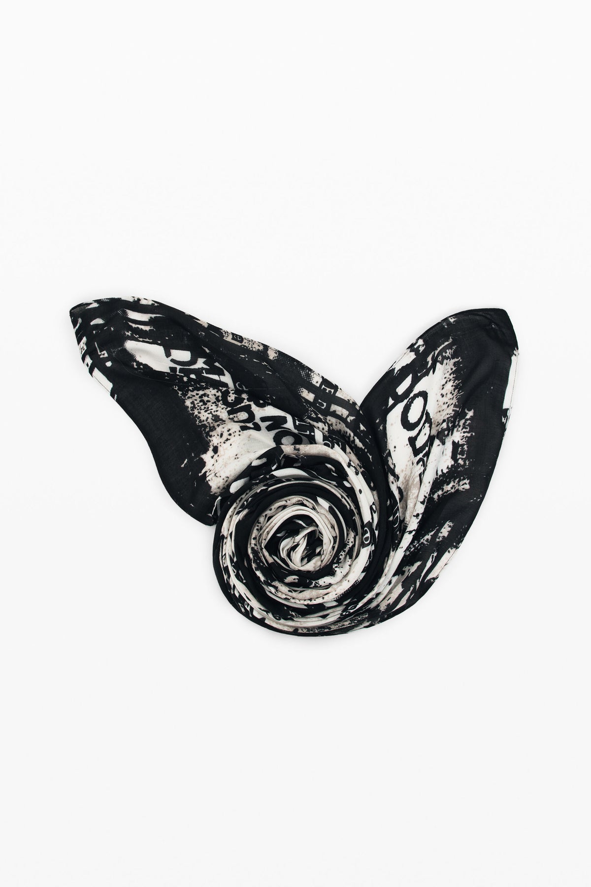 Scarf w/Letters
