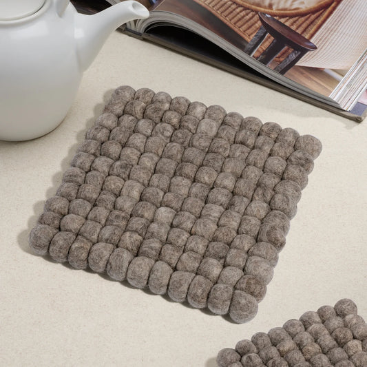 felt-ball-wool-trivet