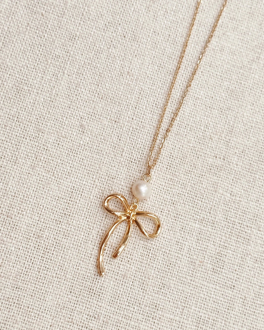Bow Pendant Necklace