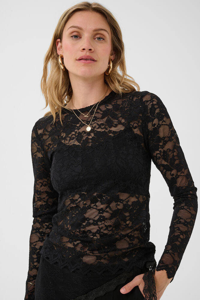 Pitia Lace Top