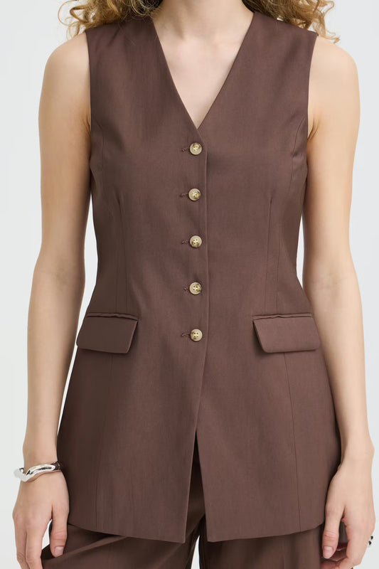 Essie Vest