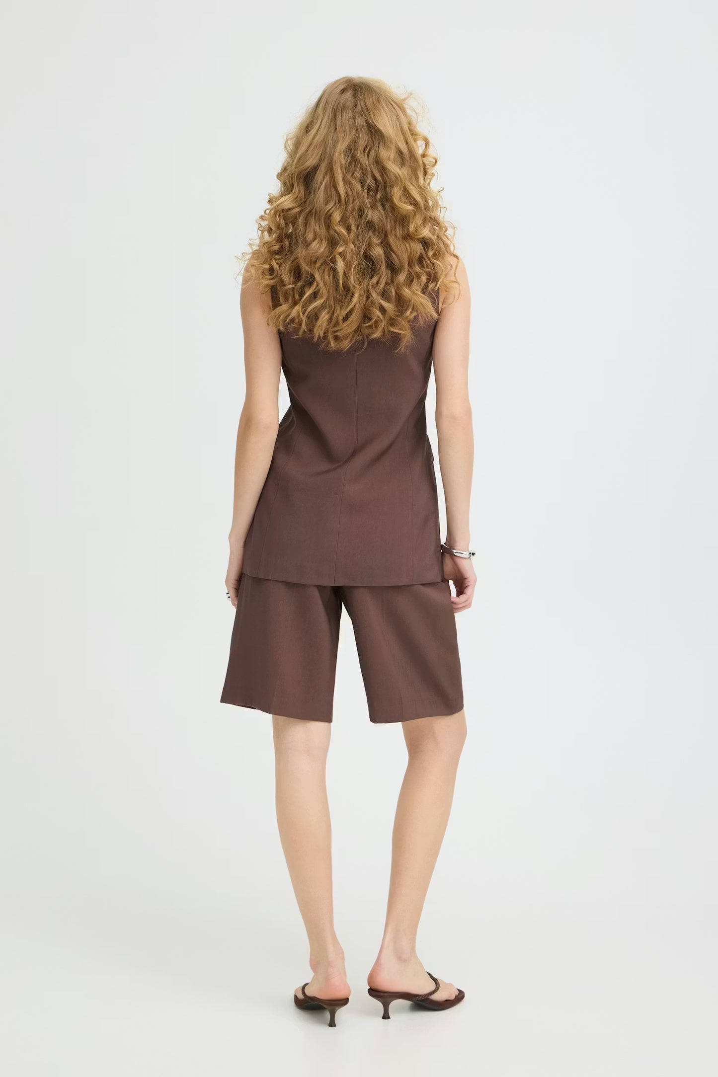 Essie Vest