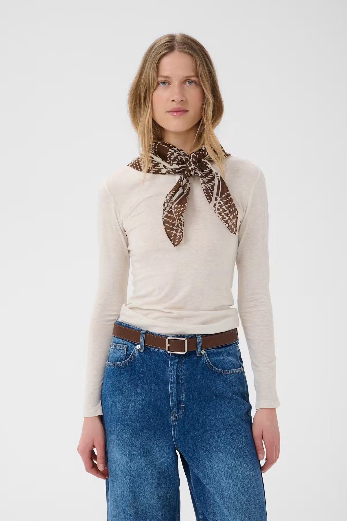 Phi Scarf