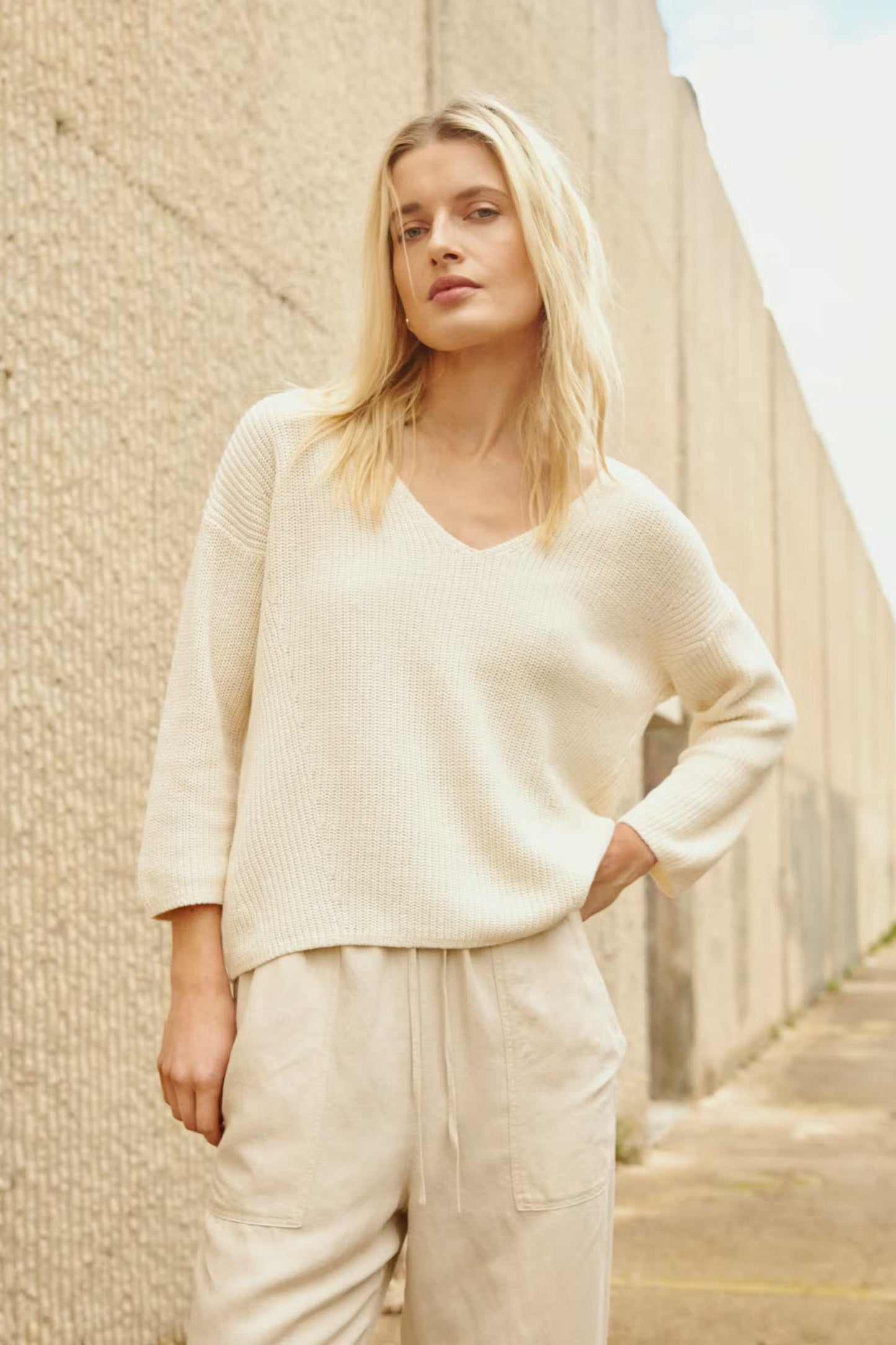 Etrona Sweater