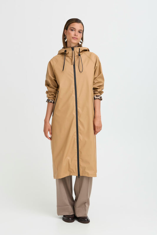Avan Raincoat