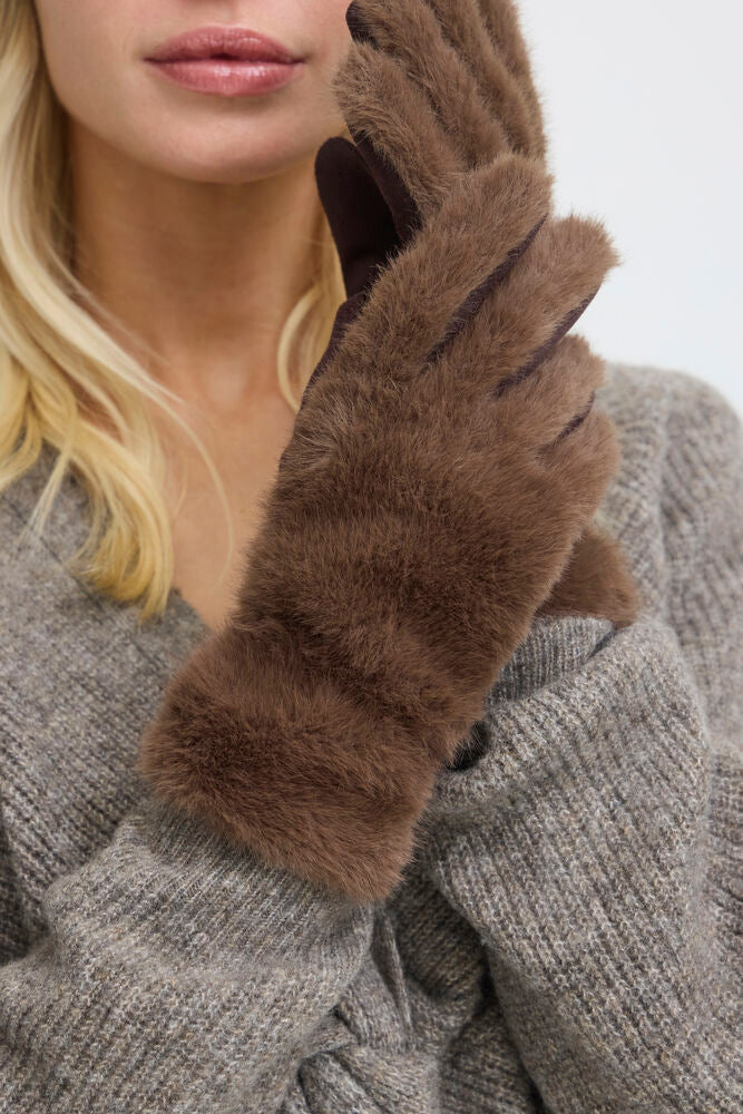 Wolfie Mittens