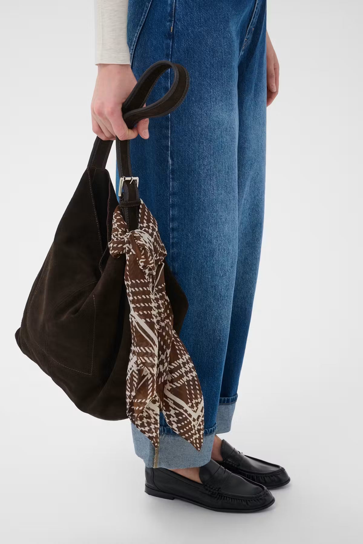 Phi Scarf