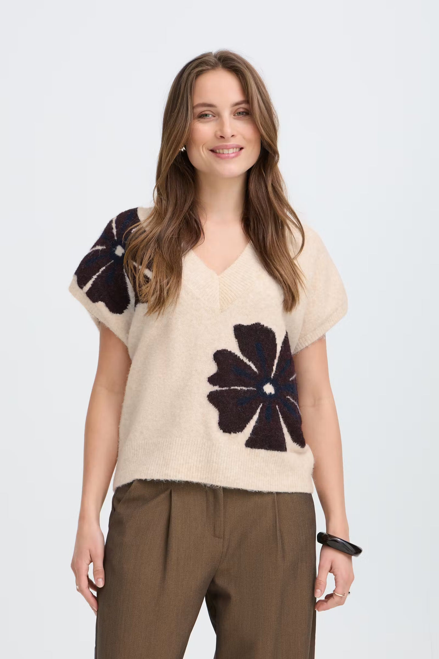 Omea Floral Vest