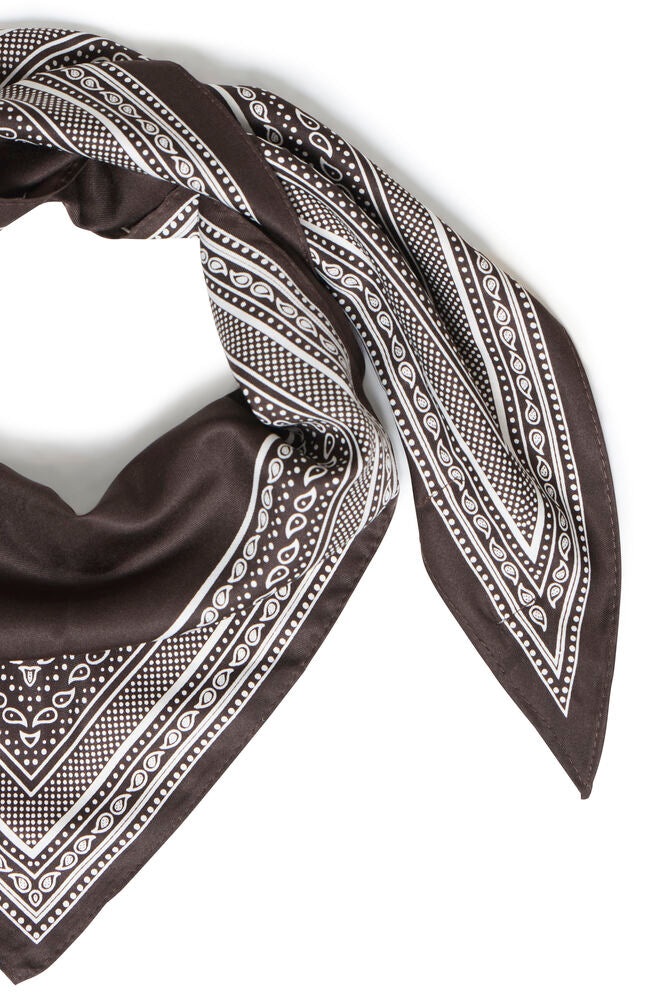 Vihana Triangle Scarf