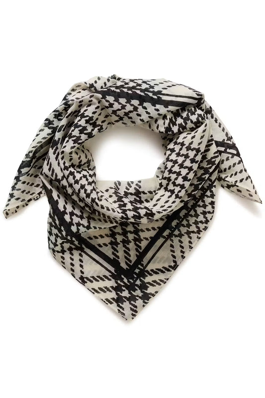 Phi Scarf