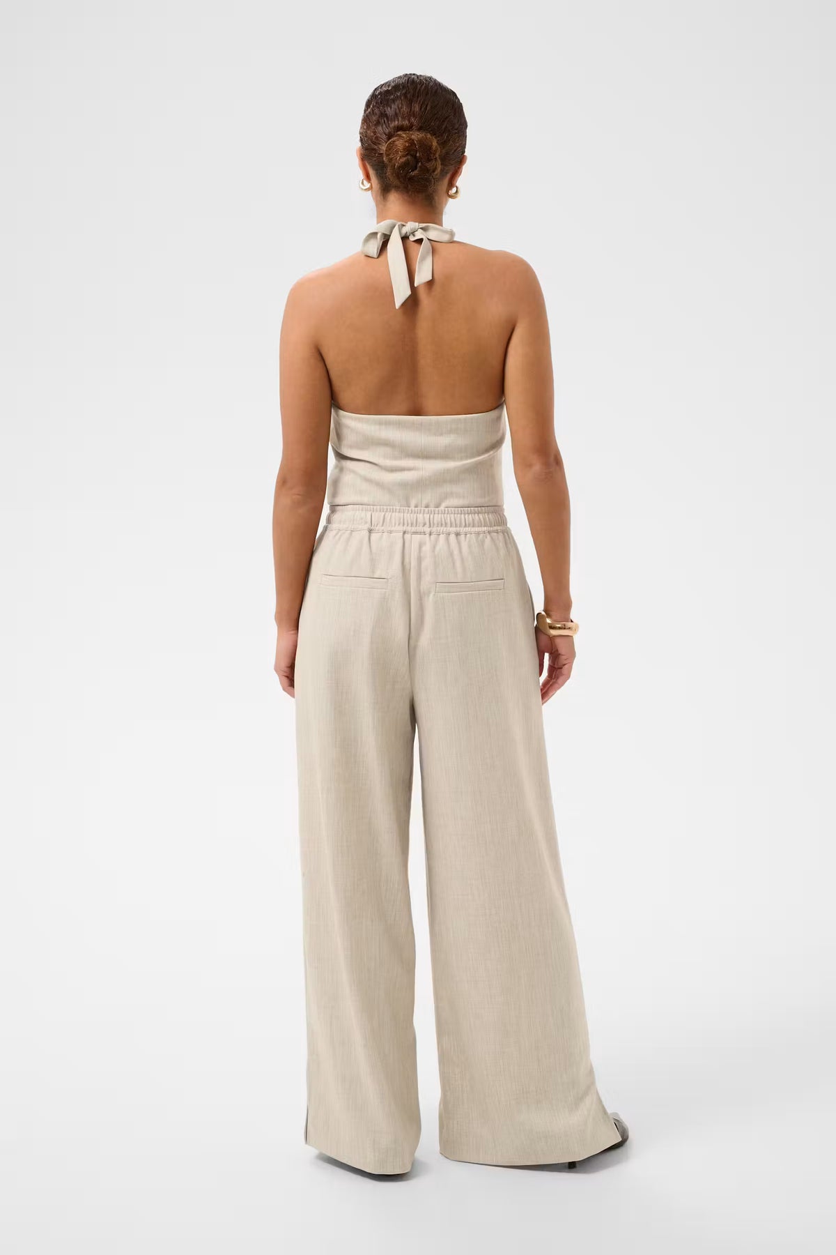 Omila Pant